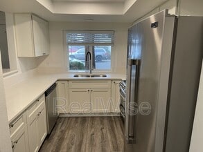 4292 Meadowbrook Ct NE in Keizer, OR - Building Photo - Building Photo