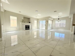7 Bishopsgate Terrace in Henderson, NV - Building Photo - Building Photo