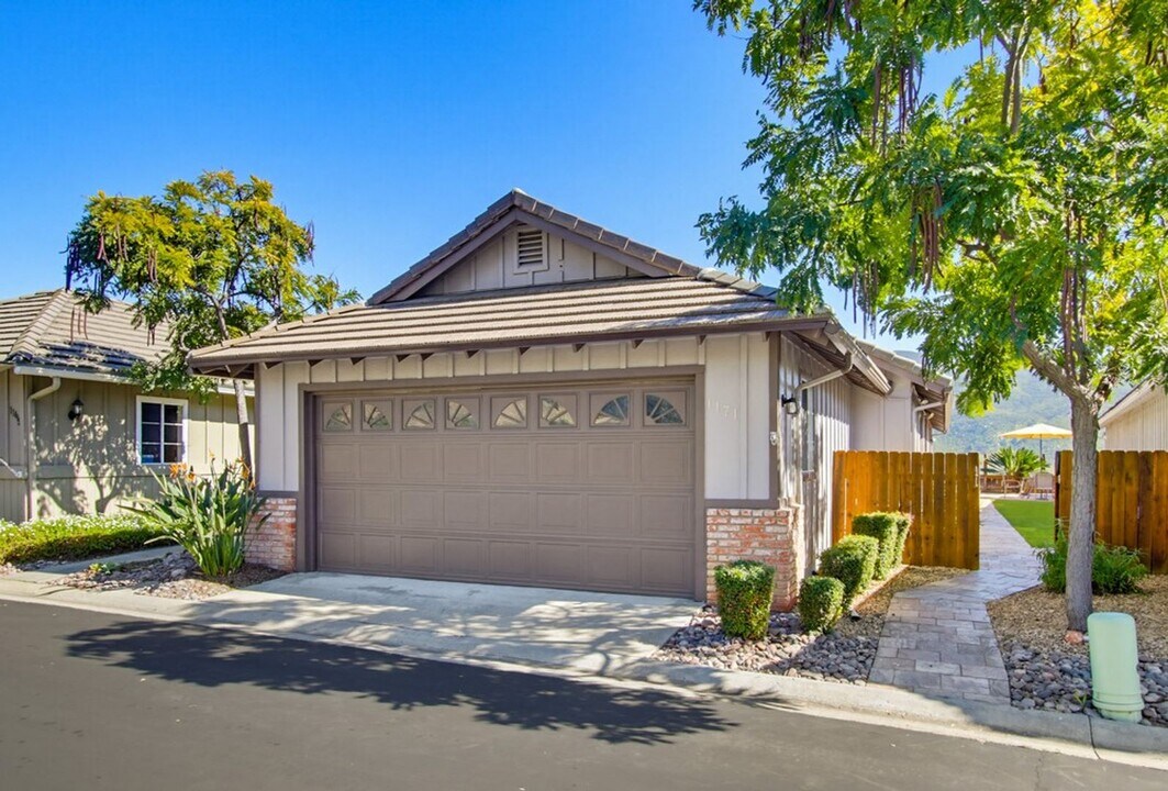 1171 Bitterbush Ln in El Cajon, CA - Building Photo