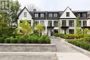 1136 Mona Rd in Mississauga, ON - Building Photo