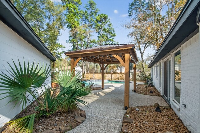 property at 127 Sagewood Dr