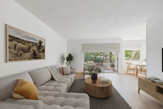 Willis Park South in Sherman Oaks, CA - Building Photo - Building Photo