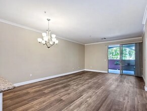 3857 Pell Pl, Unit Unit 103 in San Diego, CA - Building Photo - Building Photo