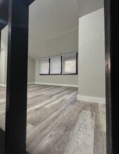 657 Louis Coleman Jr Drive in Louisville, KY - Building Photo - Building Photo