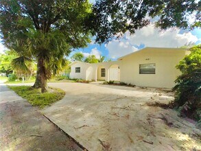 4971 SW 7th Ct in Margate, FL - Building Photo - Building Photo