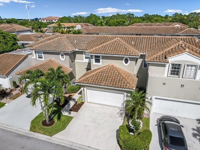5611 NW 118th Dr