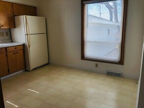 1610 2nd St SE in Minot, ND - Building Photo - Building Photo