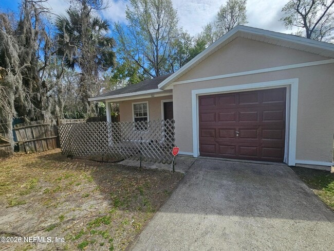 7632 Hare Ave in Jacksonville, FL - Building Photo - Building Photo