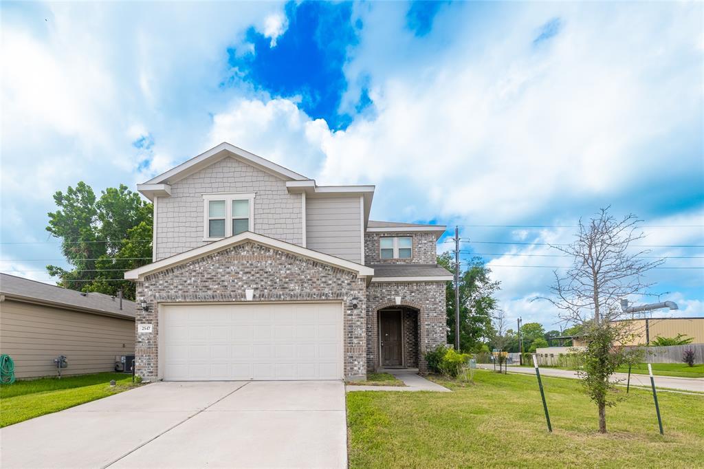 2547 White Bluff Ln in Houston, TX - Building Photo