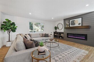 2446 E 49th Ave in Spokane, WA - Building Photo - Building Photo