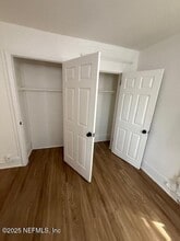 135 E 17th St in Jacksonville, FL - Foto de edificio - Building Photo