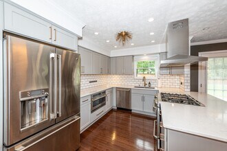 5936 Clearbrook Dr in Knoxville, TN - Building Photo - Building Photo