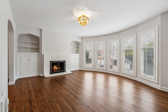 property at 3342 Broderick St