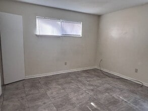 1374 Dianne Dr in Jackson, MS - Building Photo - Building Photo