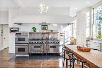 115 Narragansett Ave in Newport, RI - Building Photo - Building Photo