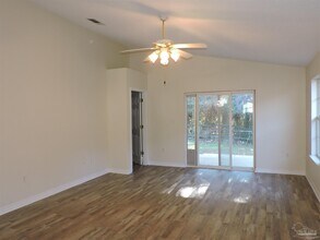 2513 Gulf Breeze Ave in Pensacola, FL - Building Photo - Building Photo