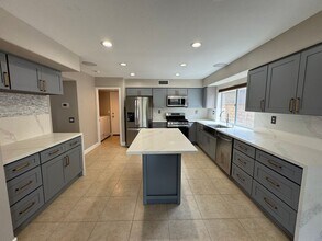 24 Pemberly in Mission Viejo, CA - Building Photo - Building Photo