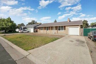 451 Marengo Ave in Stockton, CA - Building Photo - Building Photo