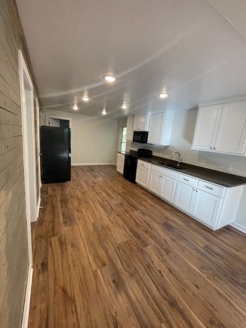 604 S Montgomery St in Gilmer, TX - Foto de edificio - Building Photo