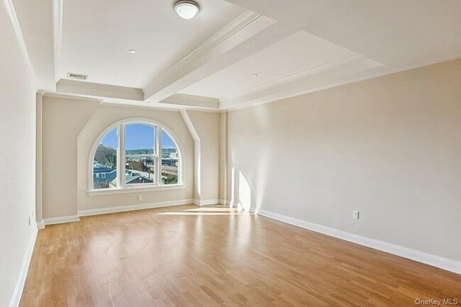 225 Stanley Ave in Mamaroneck, NY - Building Photo - Building Photo