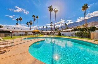 2220 S Calle Palo Fierro, Unit Canyon Country Club Colon in Palm Springs, CA - Building Photo