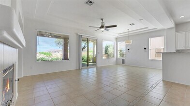 1998 High Mesa Dr in Henderson, NV - Building Photo - Building Photo