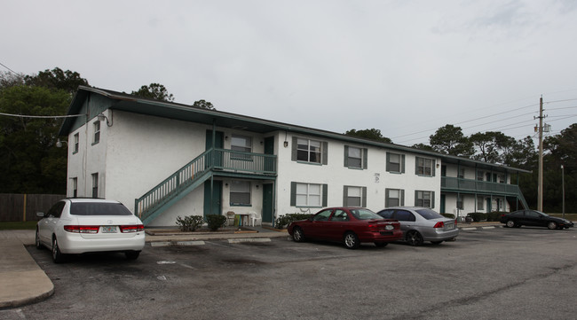 Merrill Oaks Apartments in Jacksonville, FL - Foto de edificio - Building Photo