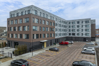 Park Station Lofts in Chicago, IL - Building Photo - Building Photo