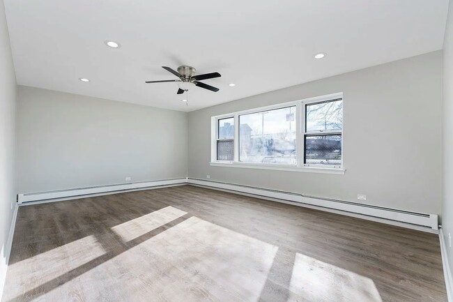 property at 5358 S Narragansett Ave