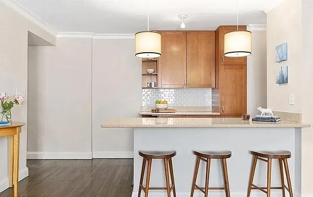 2 Charlton St in New York, NY - Building Photo