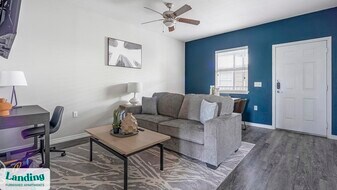 130 Camino De Oro in San Antonio, TX - Building Photo