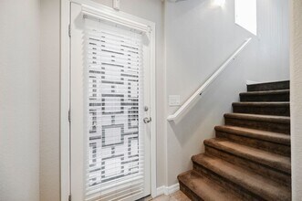 7186 Sterling Rock Ave in Las Vegas, NV - Building Photo - Building Photo