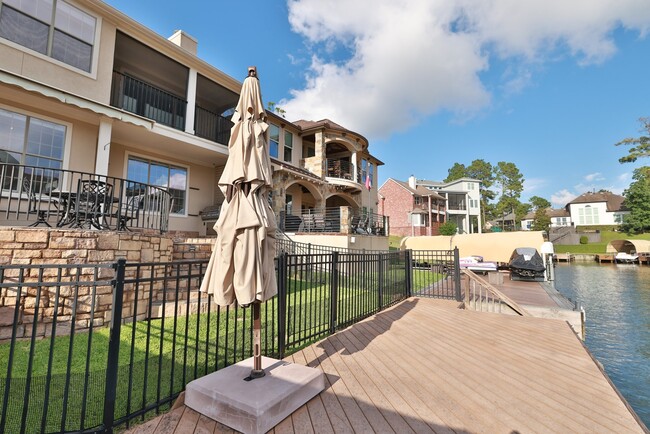 12336 Pebble View Dr in Conroe, TX - Building Photo - Building Photo