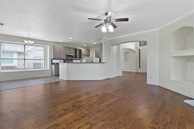 1525 Dimmit Dr in Carrollton, TX - Building Photo - Building Photo