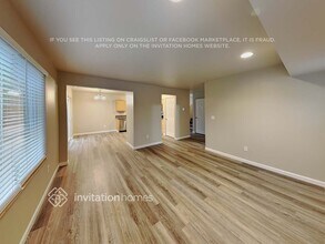 5017 106th St NE in Marysville, WA - Foto de edificio - Building Photo