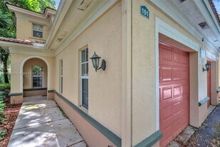 2474 Centergate Dr in Miramar, FL - Building Photo