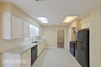 7911 Duffield Ln in Houston, TX - Building Photo - Building Photo