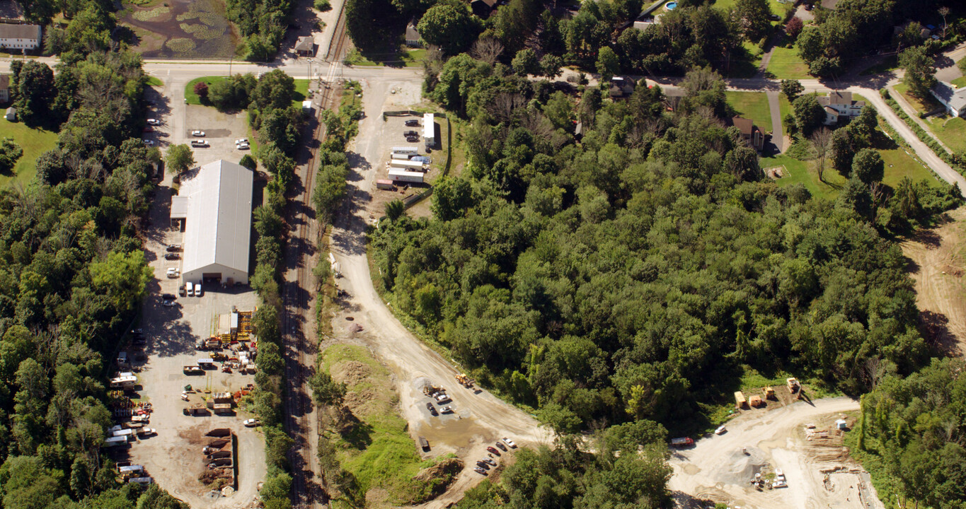 The Penstone Apartments & Townhomes in South Walpole, MA - Building Photo