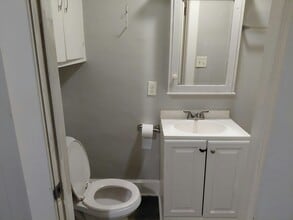 316 N 10th St in Cambridge, OH - Building Photo - Building Photo