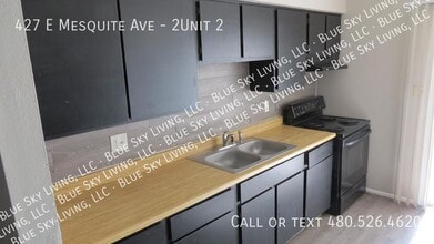 427 E Mesquite Ave in Apache Junction, AZ - Building Photo - Building Photo