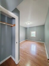 111 Myrtle Ave, Unit 2 in Jersey City, NJ - Foto de edificio - Building Photo