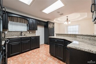 18 N 30th St in McAllen, TX - Building Photo - Building Photo