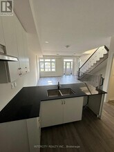 23 Bluebird Ln in Barrie, ON - Building Photo - Building Photo