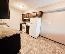 1800 Knox St in Lincoln, NE - Building Photo - Building Photo