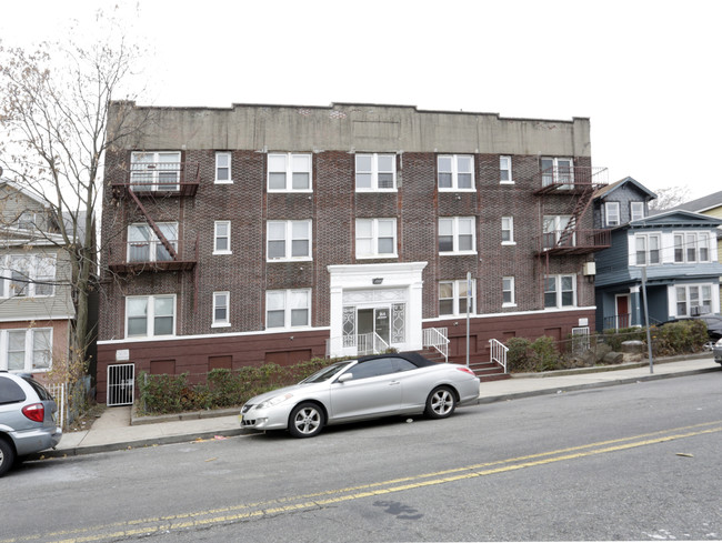 162-166 Mapes Ave in Newark, NJ - Building Photo - Building Photo