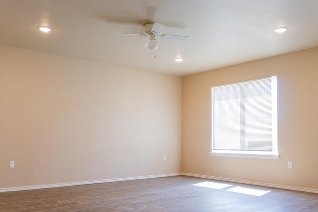 property at 2409 N Ave N