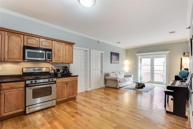 85 Broadway in Jersey City, NJ - Building Photo - Building Photo