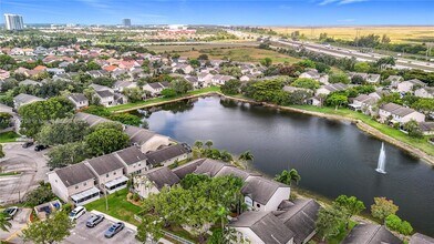 3805 NW 121st Ave in Sunrise, FL - Building Photo - Building Photo