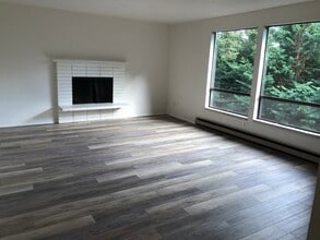 1471 Rainier Court, Unit 3 in Fircrest, WA - Building Photo - Building Photo