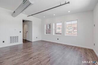 424 Main St in Middletown, CT - Building Photo - Building Photo